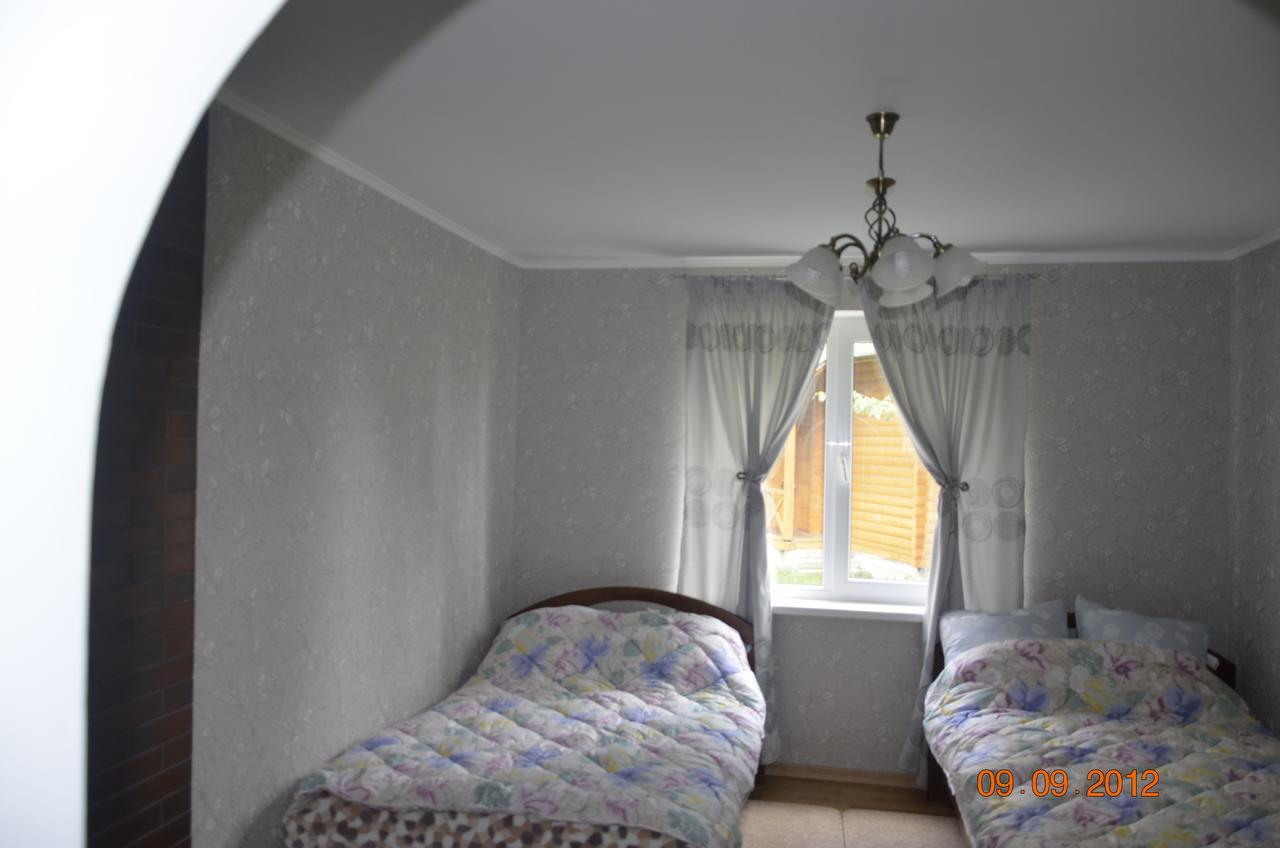 Дом У Днепра Prokhorovka Exterior photo
